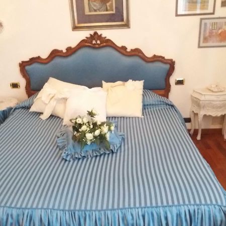 Raffinato Attico Vicino Al Mare Con Solarium Lido Di Camaiore Ngoại thất bức ảnh